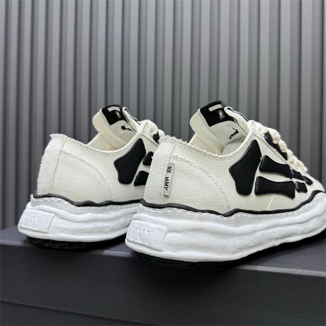 Amiri Sneaker
