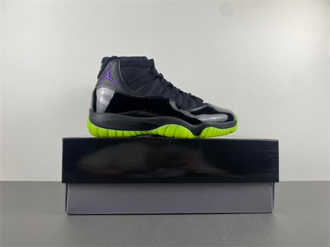 Air Jordan 11  CT8012-003