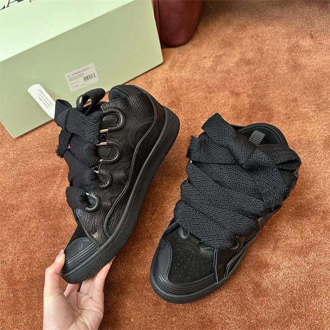 Lanvon Curb Sneaker