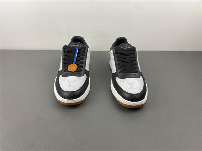 LV ARCHLIGHT SNEAKER