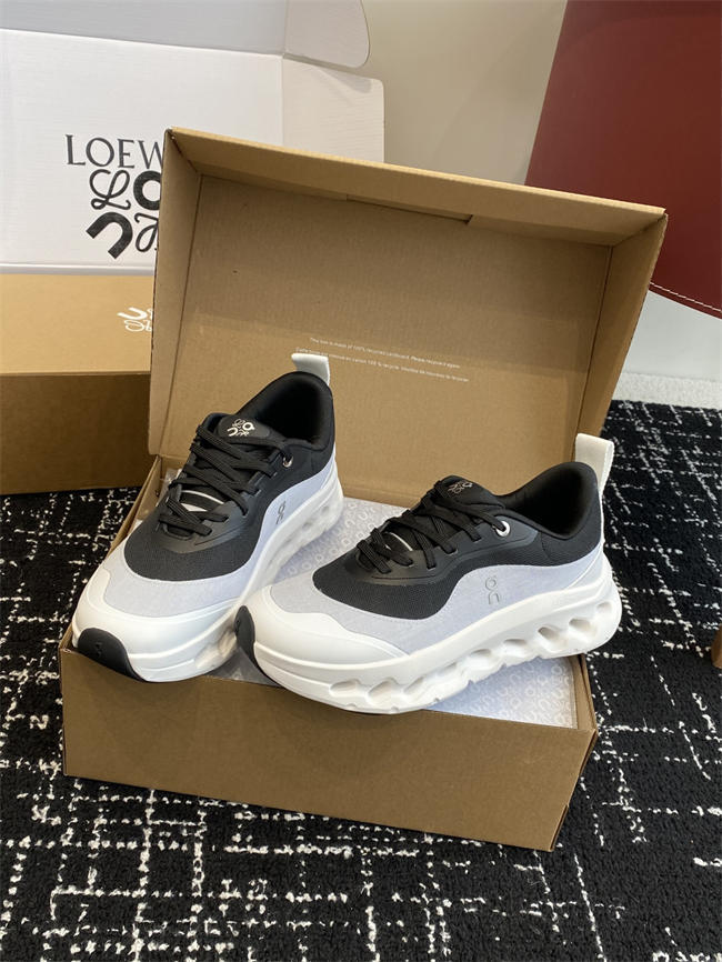 Loewe Sneaker