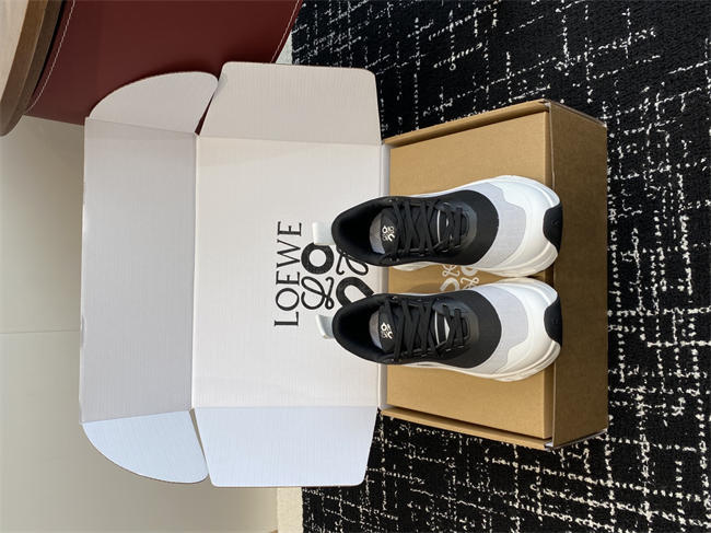 Loewe Sneaker