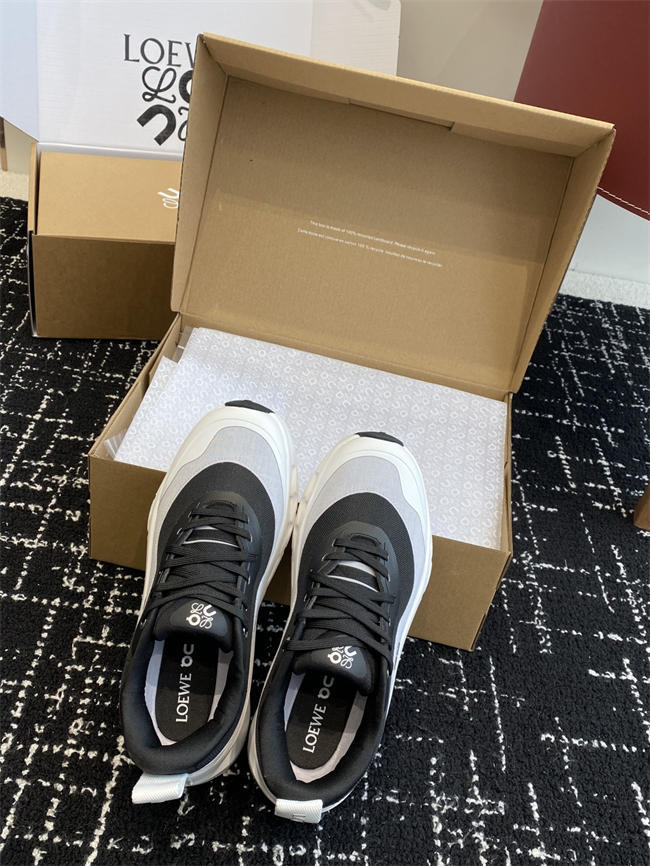 Loewe Sneaker