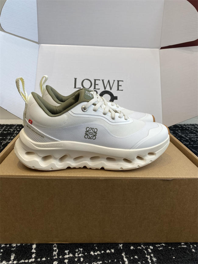 Loewe Sneaker