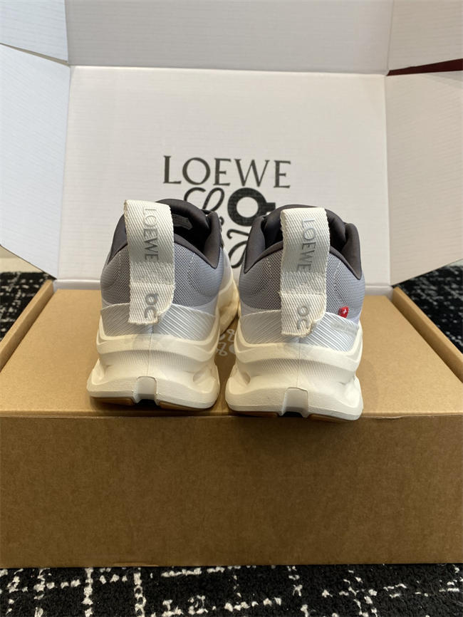 Loewe Sneaker