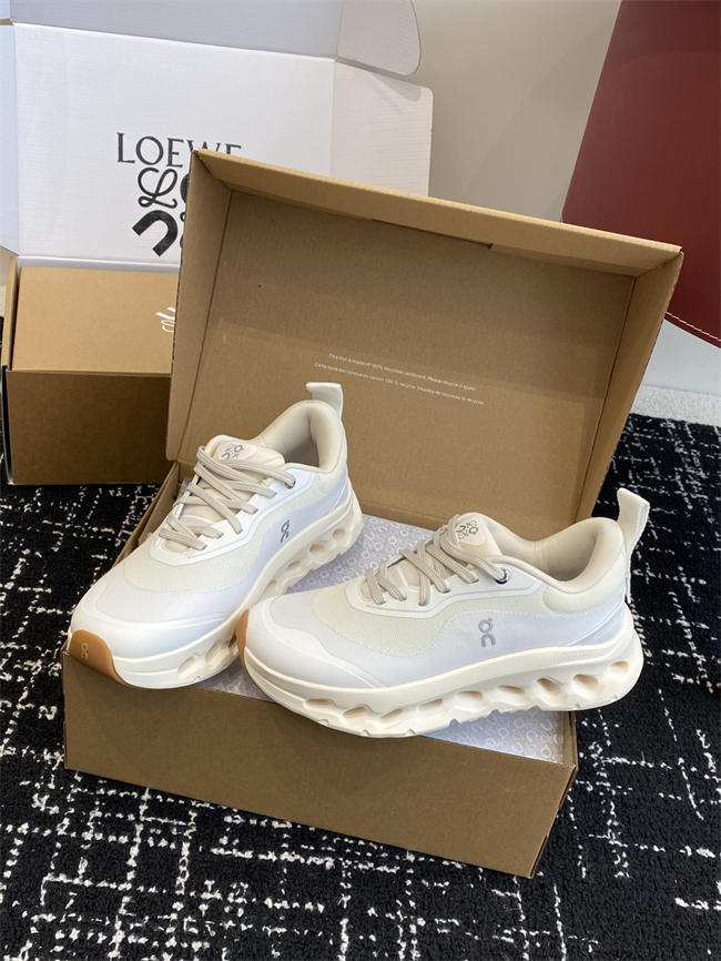 Loewe Sneaker