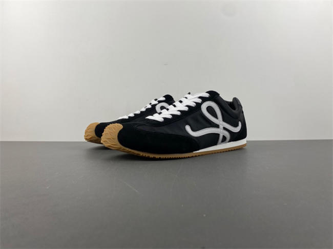 Loewe Ballet Runner