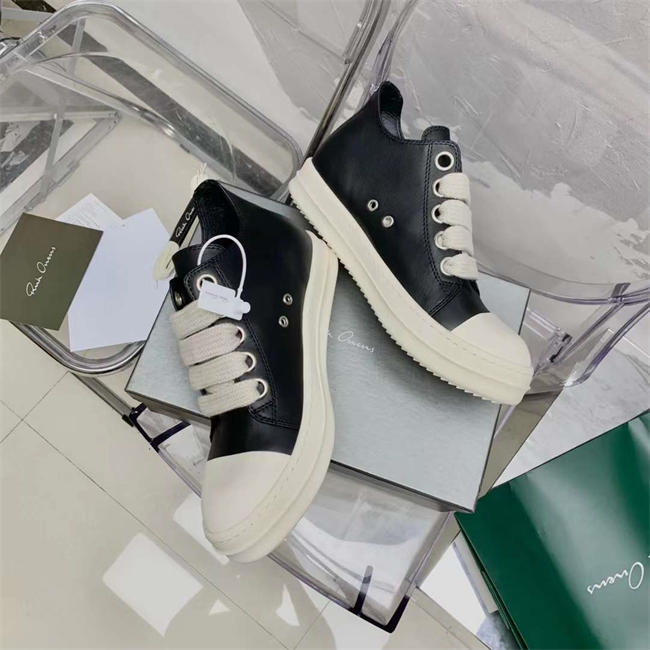 RI*K OWENS SNEAKERS