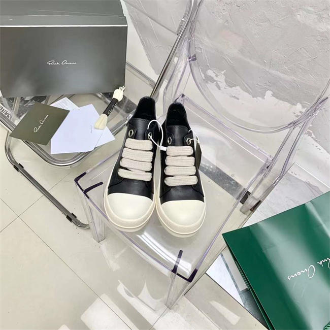 RI*K OWENS SNEAKERS