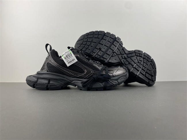 Balenciaga 734734 W2RC6 0203