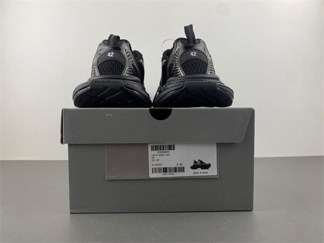 Balenciaga 734734 W2RC6 0203