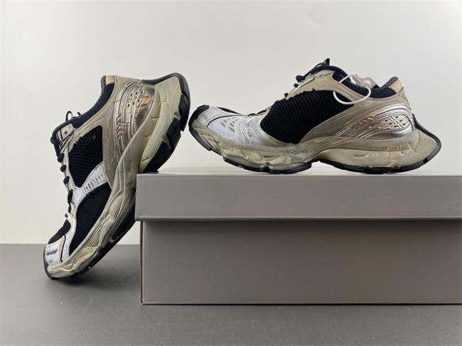 Balenciaga 803681-W3ST4-0510