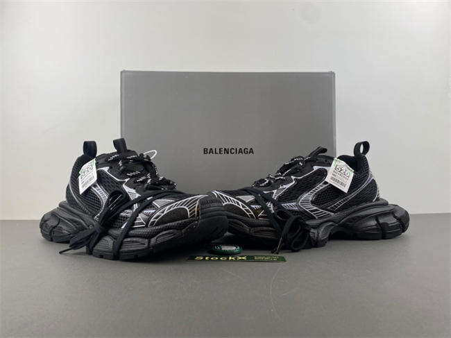 Balenciaga 734734 W3RB8 0102