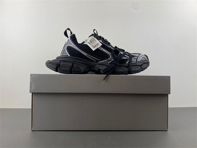 Balenciaga 734734 W3RB8 0102