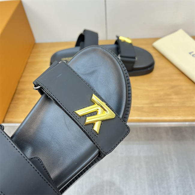 Lv Slipper