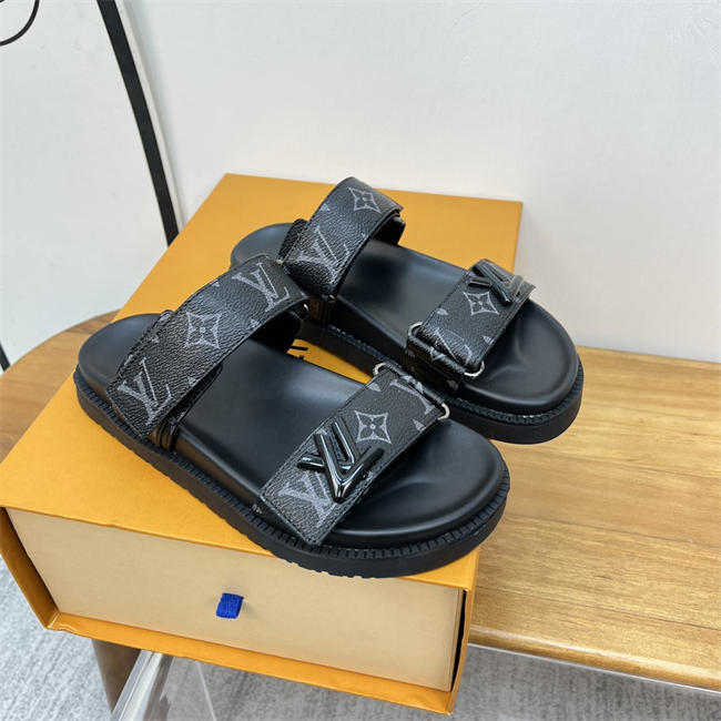 Lv Slipper