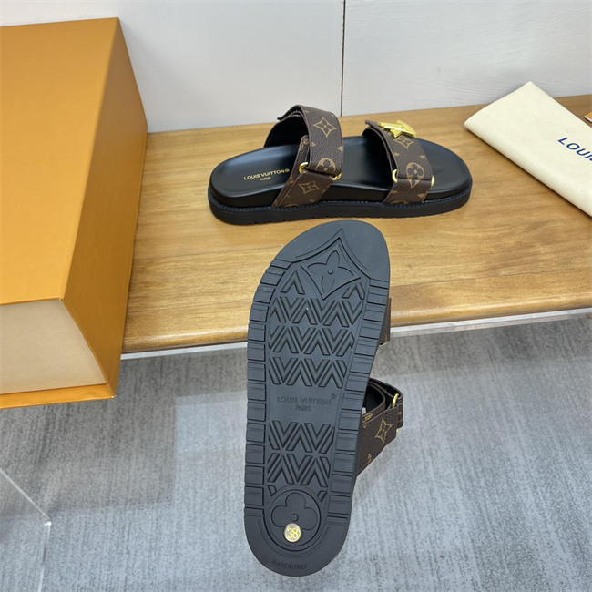 Lv Slipper