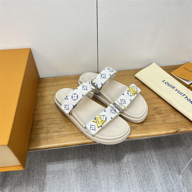 Lv Slipper
