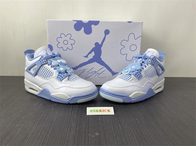 Air Jordan 4 “Forget Me Not” WMNS HV0823-100