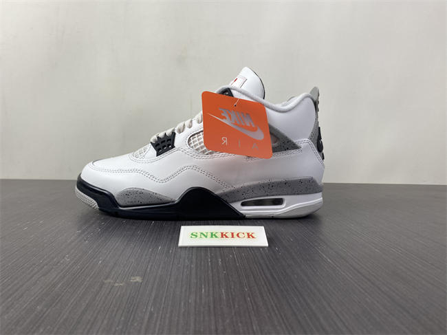 Jordan 4 Retro White Cement 840606-192