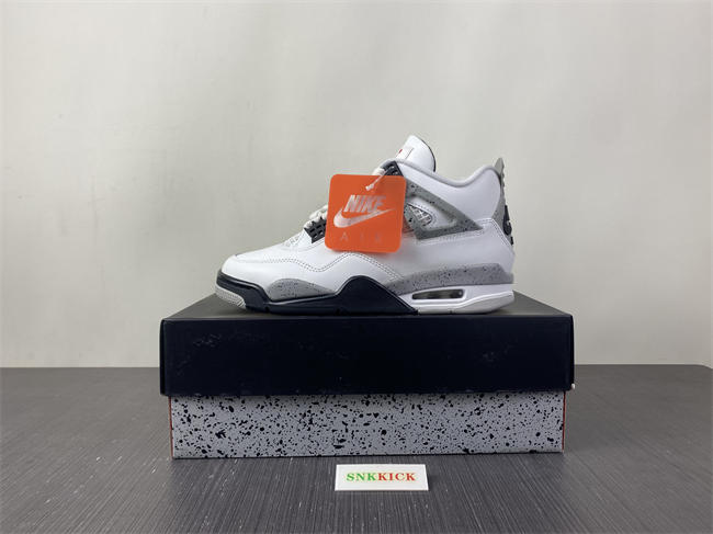 Jordan 4 Retro White Cement 840606-192