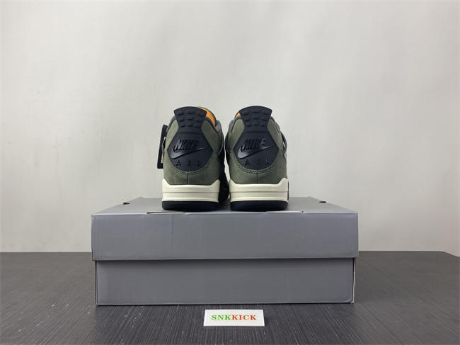 UNDEFEATED x Air Jordan 4 OG  IB1519-200