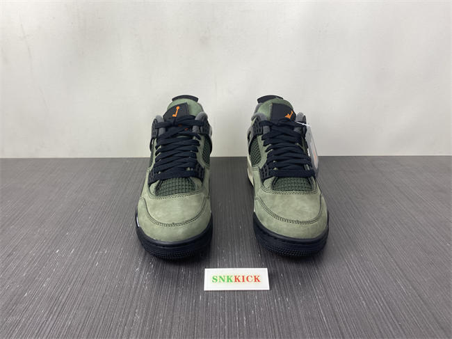 UNDEFEATED x Air Jordan 4 OG  IB1519-200
