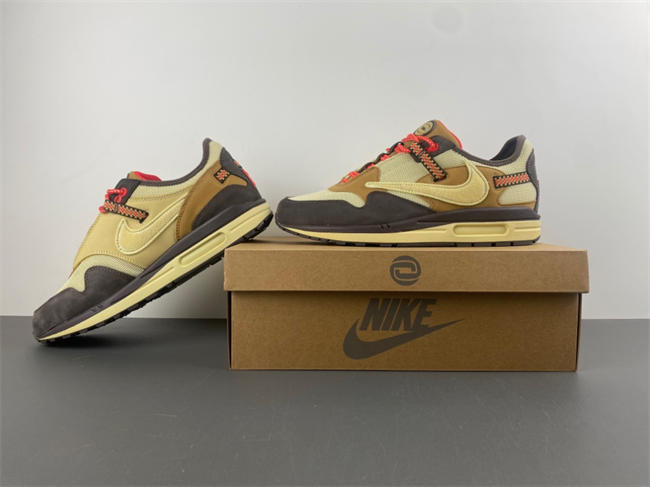 Max1 ts  Travis Scott x MAX1  do9392-200