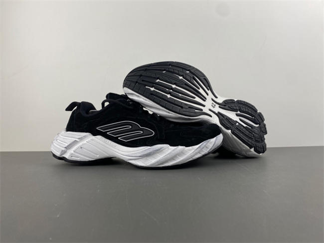 Balenciaga  MONDAY