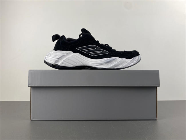Balenciaga  MONDAY