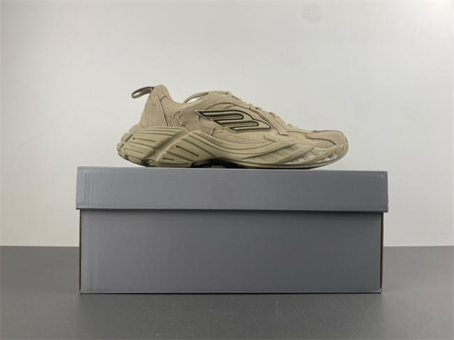 Balenciaga16  MONDAY