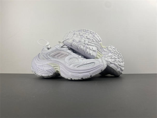 Balenciaga 815859 W2MV2 9000