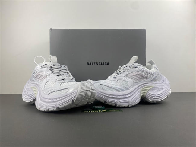 Balenciaga 815859 W2MV2 9000