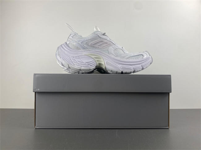Balenciaga 815859 W2MV2 9000