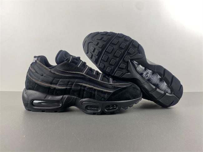 Comme des Garçons x Air Max 95 