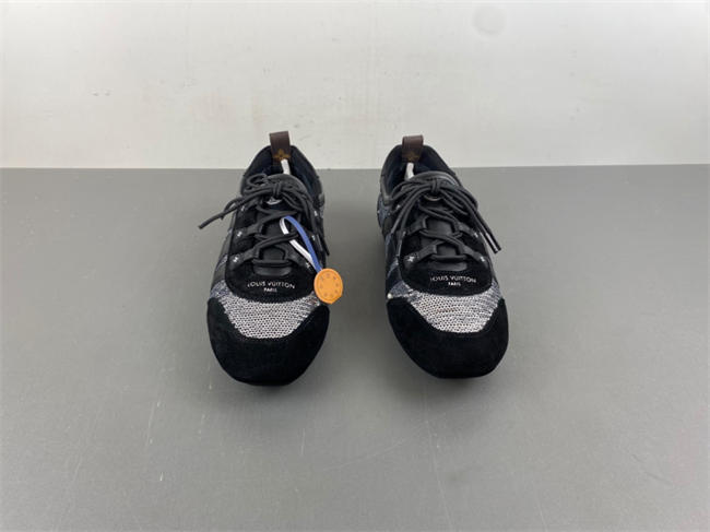 LV