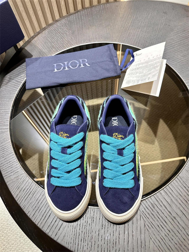 DIOR