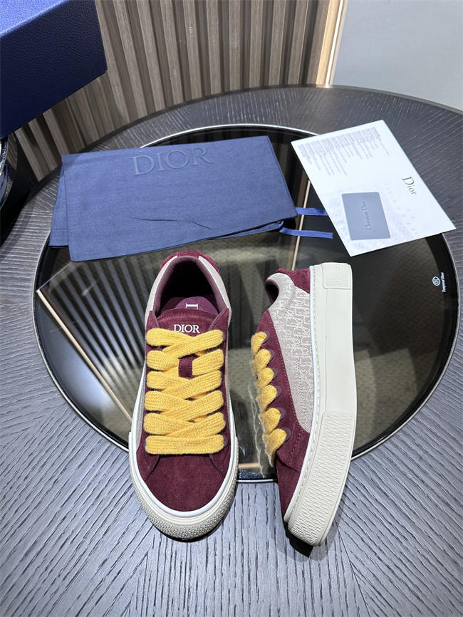 DIOR