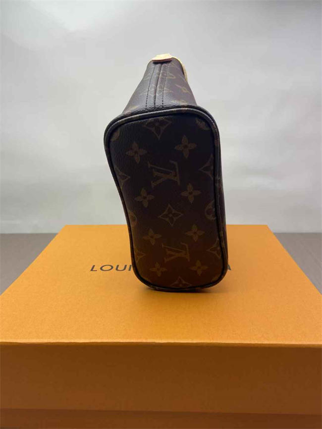 LV BAG