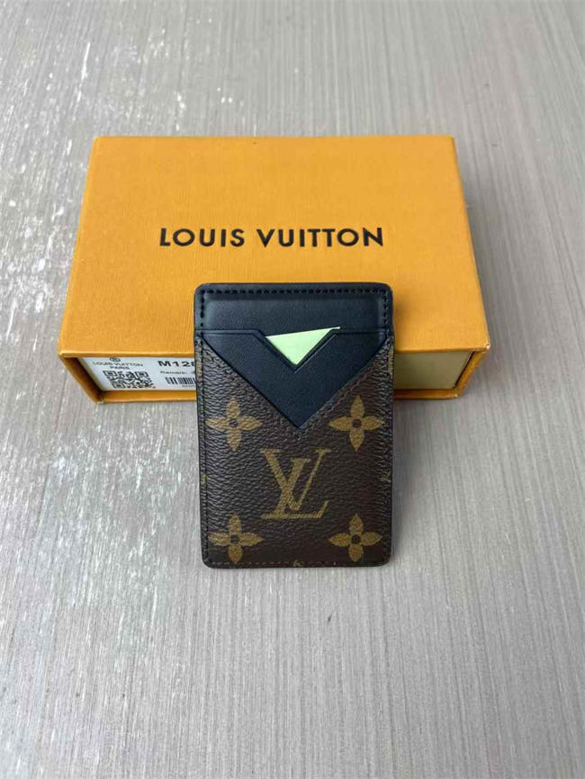 LV BAG